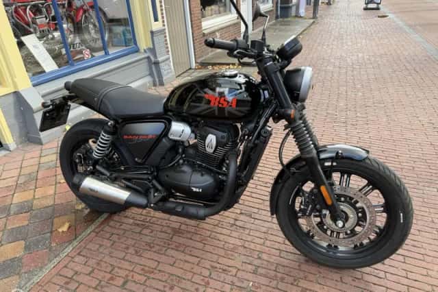 BSA Bantam 350 slechts 215 gereden met 3 jaar (2026) thumbnail 5