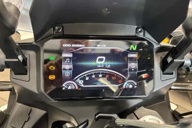 CFMoto 700 MT (2024) thumbnail 4