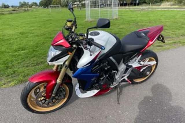 Honda CB1000R (2011) thumbnail 6
