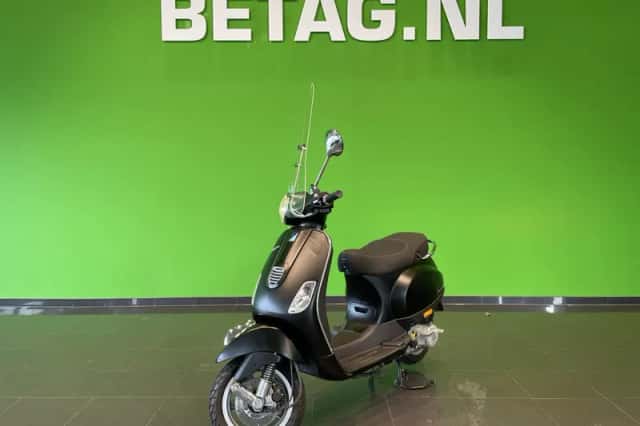 Piaggio LX (2014) thumbnail 1