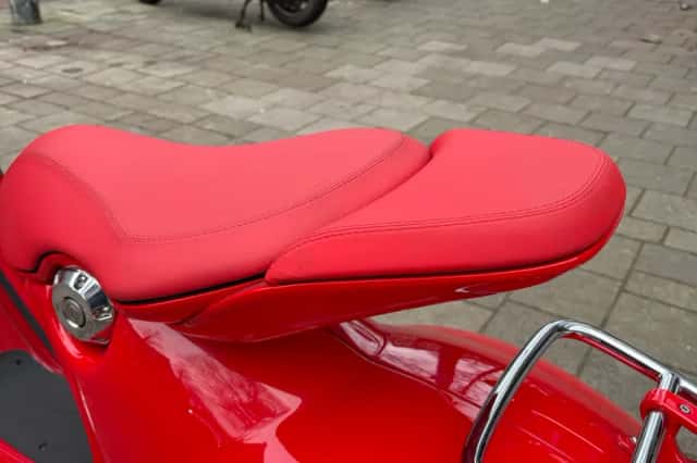 Vespa 946 (2019) thumbnail 4