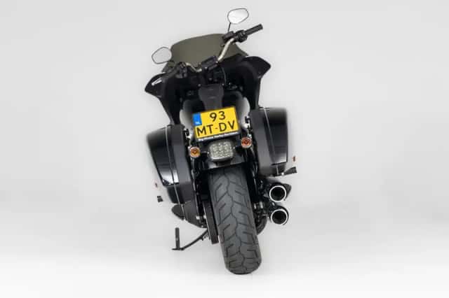 Harley-Davidson Low Rider ST (2023) thumbnail 2