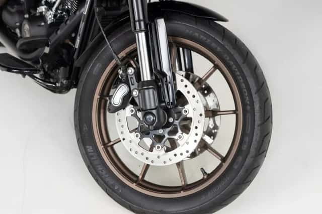 Harley-Davidson Low Rider ST (2023) thumbnail 6
