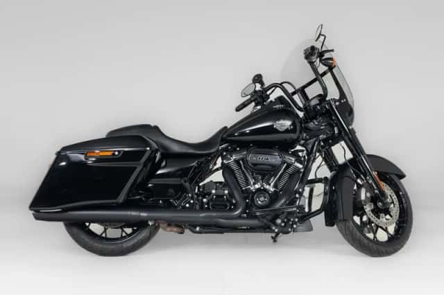 Harley-Davidson Road King (2023) thumbnail 2