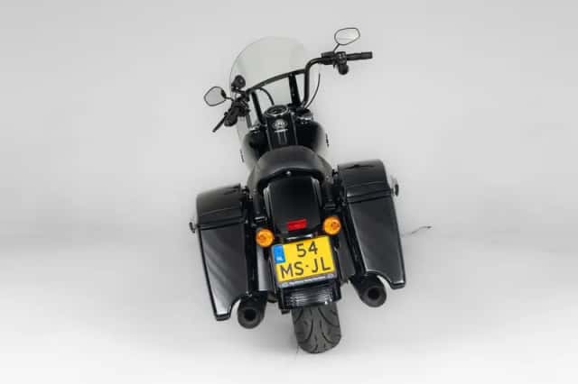 Harley-Davidson Road King (2023) thumbnail 3