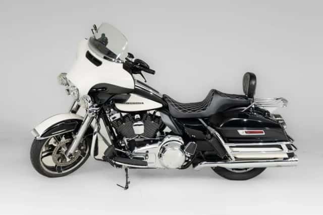 Harley-Davidson Electra Glide Police (2016) thumbnail 4
