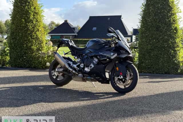 BMW S 1000 RR (2026) thumbnail 1