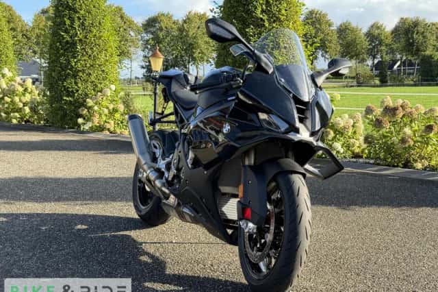 BMW S 1000 RR (2026) thumbnail 3