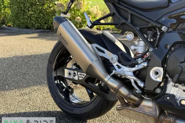 BMW S 1000 RR (2026) thumbnail 4