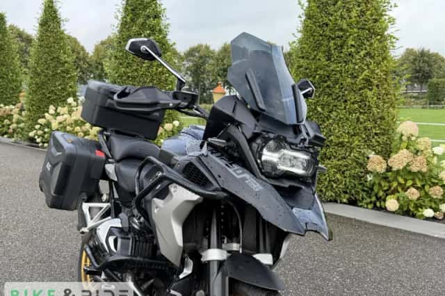 BMW R 1250 GS (2022) thumbnail 3