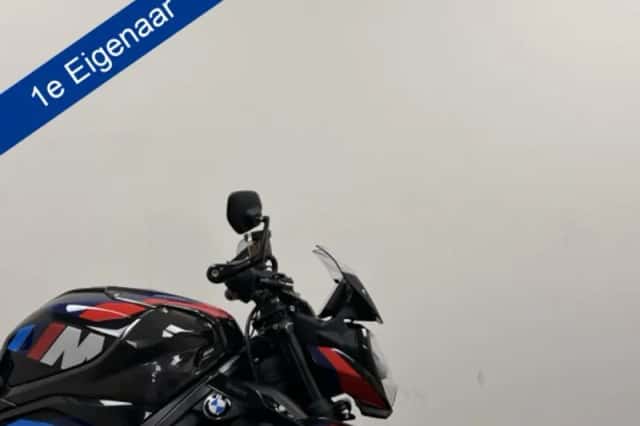 BMW M 1000 R (2024) thumbnail 1