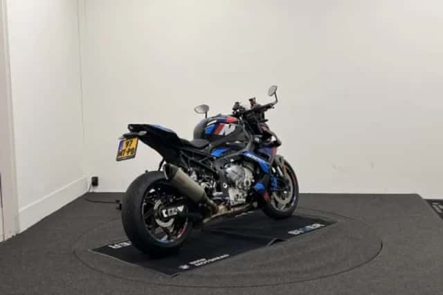 BMW M 1000 R (2024) thumbnail 6