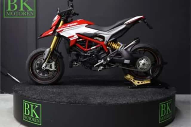 Ducati Hypermotard 939 (2016) thumbnail 3