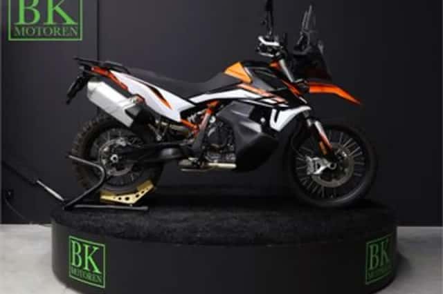 KTM 890 Adventure R (2021) thumbnail 6