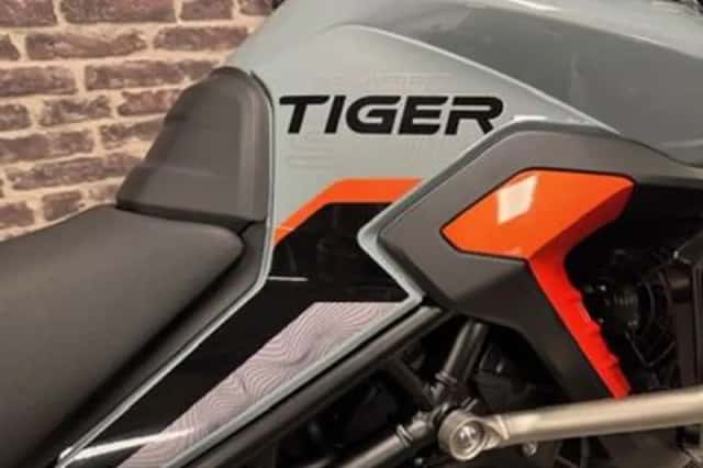 Triumph Tiger 900 Desert (2026) thumbnail 4