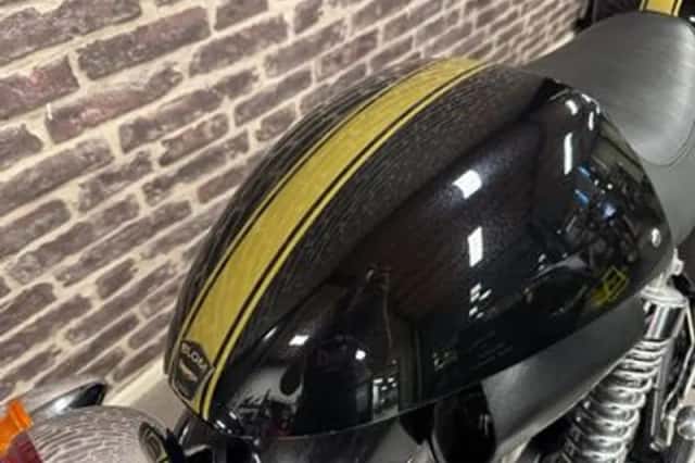 Triumph Thruxton (2014) thumbnail 5