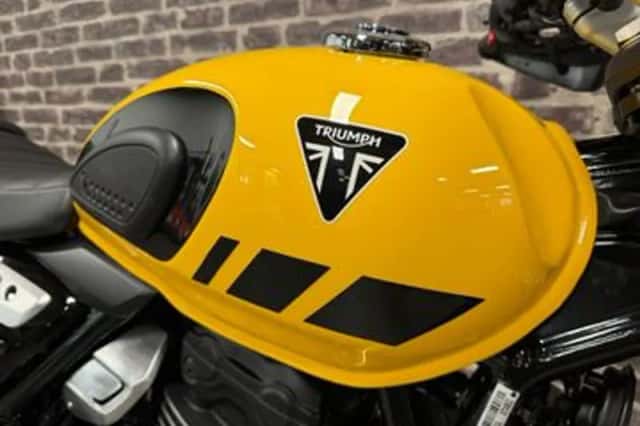 Triumph Scrambler 400 XC (2026) thumbnail 3