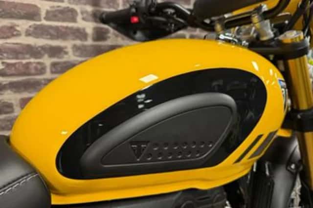 Triumph Scrambler 400 XC (2026) thumbnail 4