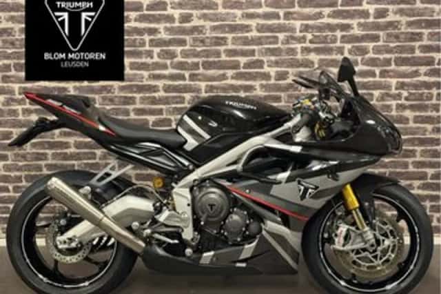 Triumph Daytona Moto2 765 (2020) thumbnail 1