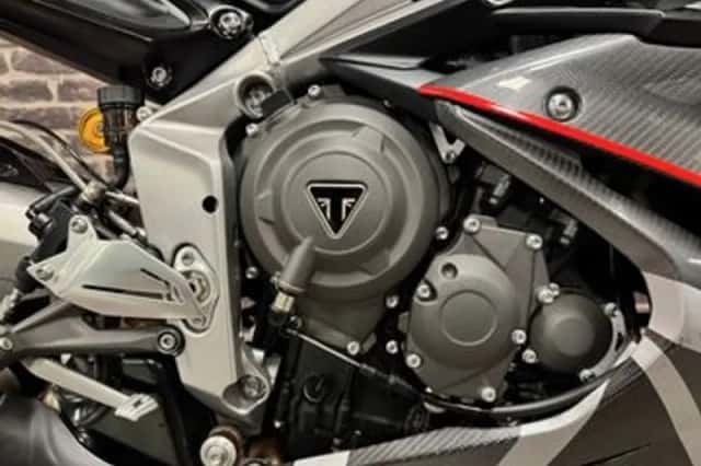 Triumph Daytona Moto2 765 (2020) thumbnail 6