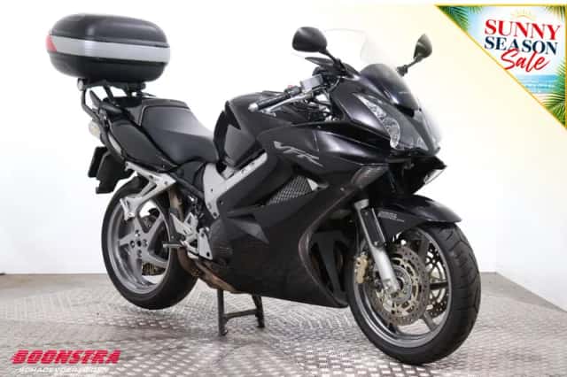 Honda VFR 800 FI (2006) thumbnail 2