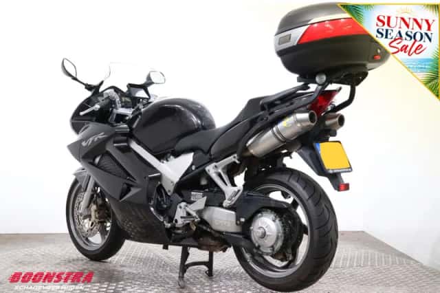 Honda VFR 800 FI (2006) thumbnail 4