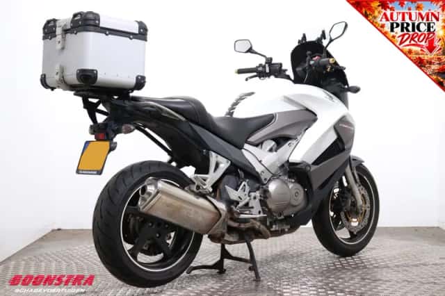 Honda VFR800X Crossrunner (2011) thumbnail 3