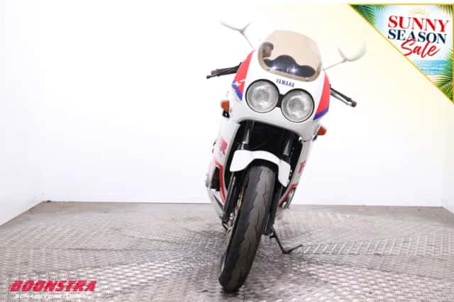 Yamaha FZR 250 (1988) thumbnail 6