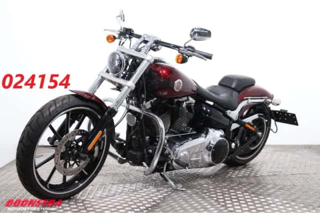 Harley-Davidson Breakout 96 (2015) thumbnail 1