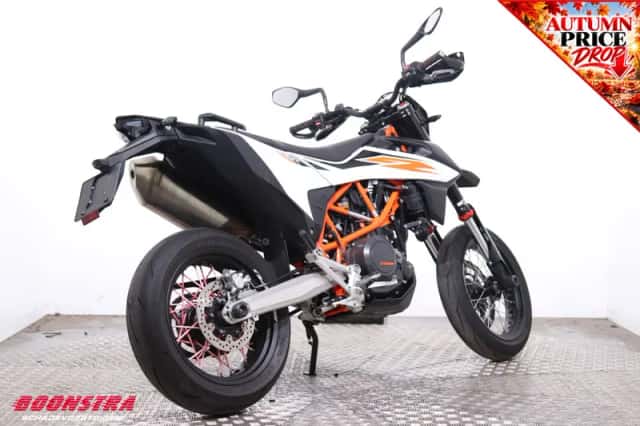 KTM 690 SMC R (2018) thumbnail 3