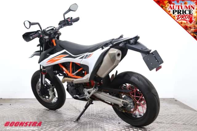 KTM 690 SMC R (2018) thumbnail 4