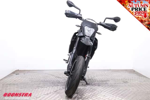 KTM 690 SMC R (2018) thumbnail 6