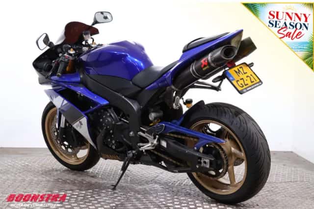 Yamaha YZF-R1 (2009) thumbnail 4