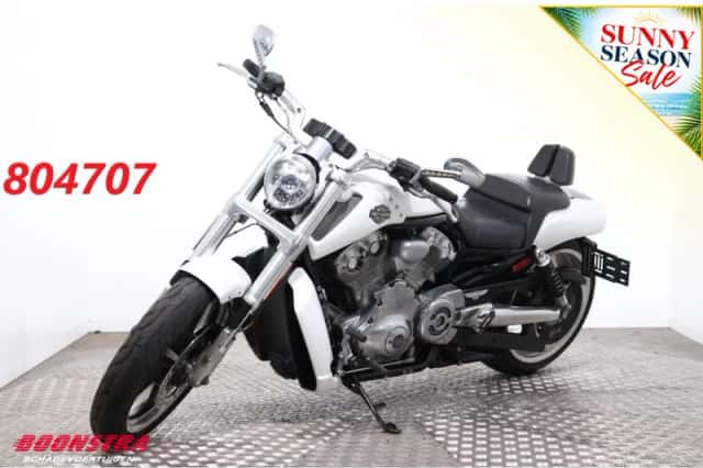 Harley-Davidson V-Rod Muscle (2012) thumbnail 1