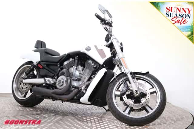 Harley-Davidson V-Rod Muscle (2012) thumbnail 2