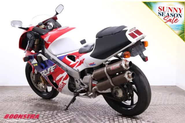 Honda RVF400 (1995) thumbnail 4
