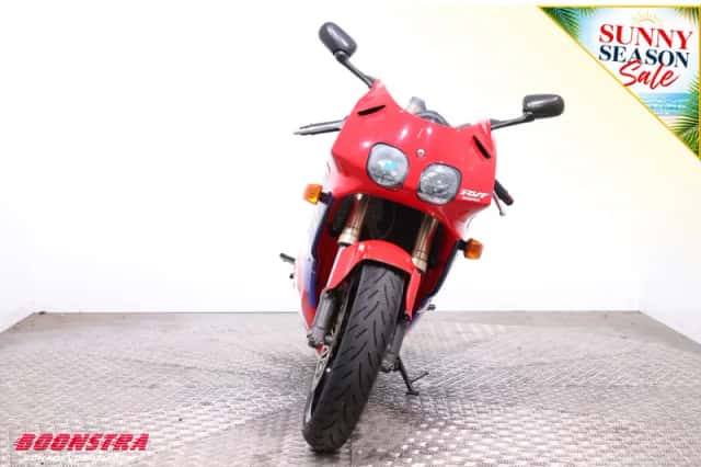 Honda RVF400 (1995) thumbnail 6