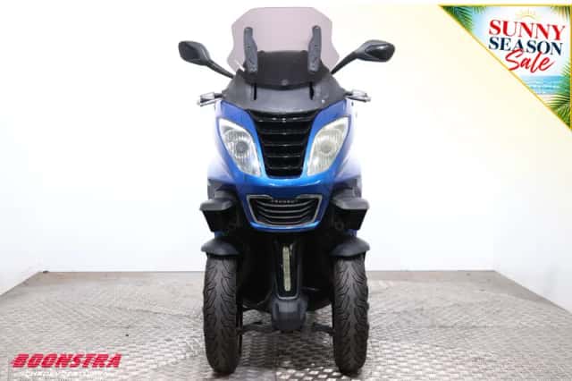 Peugeot Metropolis 400i (2013) thumbnail 6