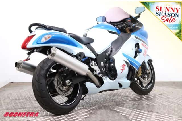 Suzuki GSX 1300R Hayabusa (2016) thumbnail 3