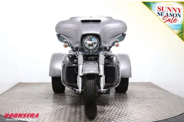 Harley-Davidson TRI Glide Ultra Classic (2016) thumbnail 6
