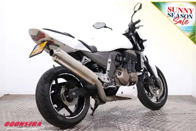 Kawasaki Z750 (2004) thumbnail 3