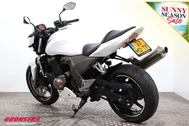 Kawasaki Z750 (2004) thumbnail 4