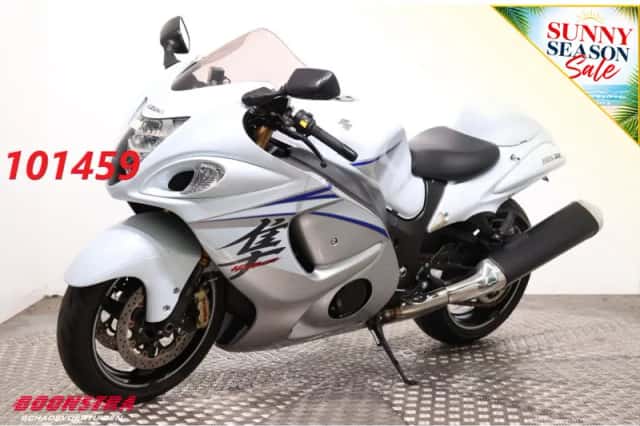 Suzuki GSX 1300R Hayabusa (2016) thumbnail 1