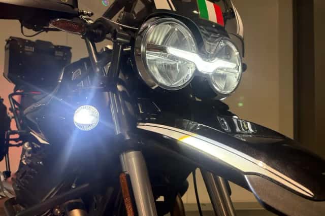 Moto Guzzi V85 TT (2022) thumbnail 4