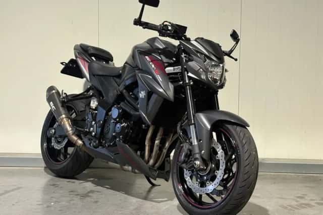 Suzuki GSX-S750 (2018) thumbnail 1