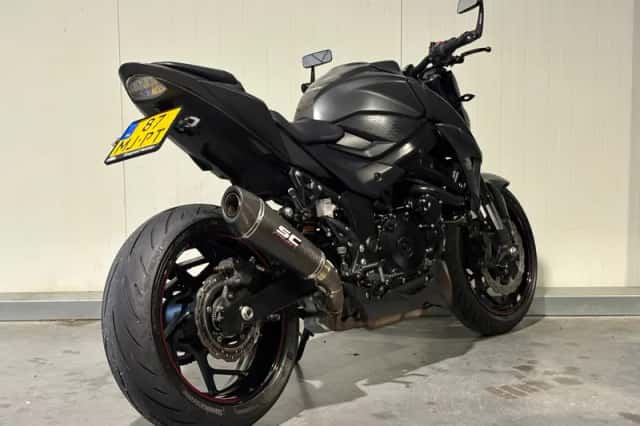 Suzuki GSX-S750 (2018) thumbnail 5