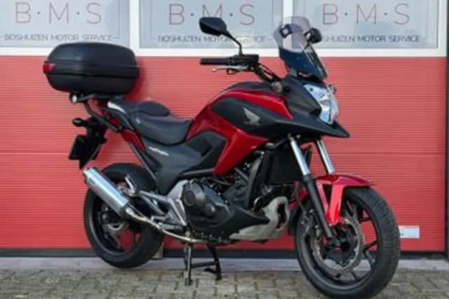 Honda NC750X (2014) thumbnail 2