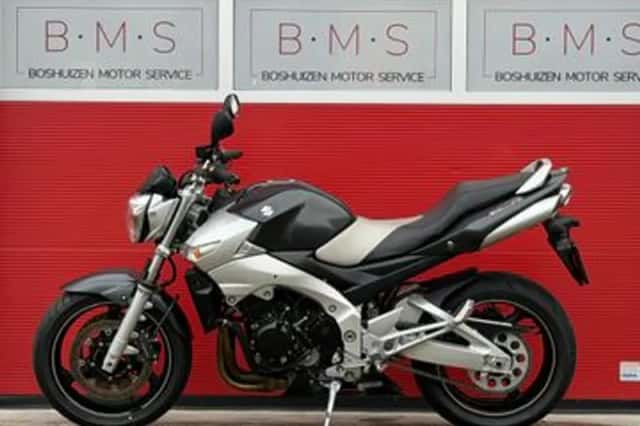 Suzuki GSR600 (2007) thumbnail 4
