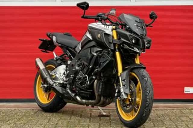 Yamaha MT-10 (2019) thumbnail 2