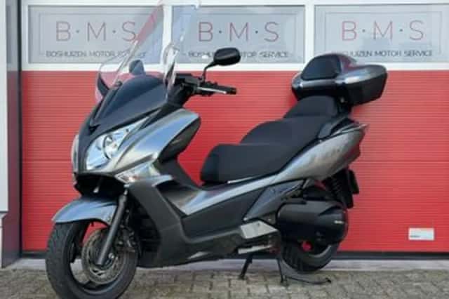 Honda FJS 400 Silver Wing (2011) thumbnail 3